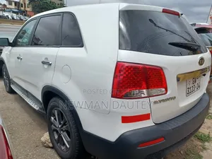 Kia Sorento 2017 White
