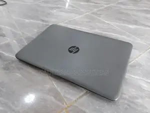 Laptop HP 15-dw0037wm 8GB Intel Core i7 HDD+SSD 500GB