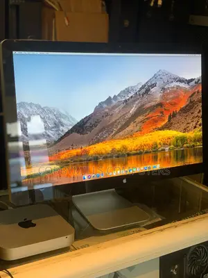 Desktop Computer Apple Mac Mini 8GB Intel Core I7 SSD 256GB