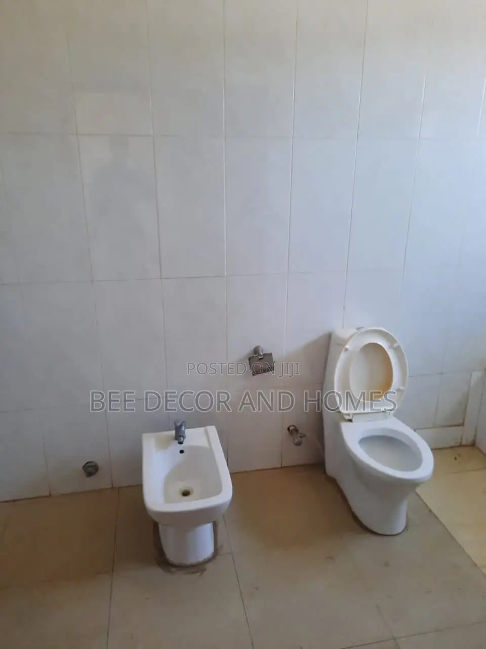 4bdrm House in Bee  Decor & Homes, West Legon for rent