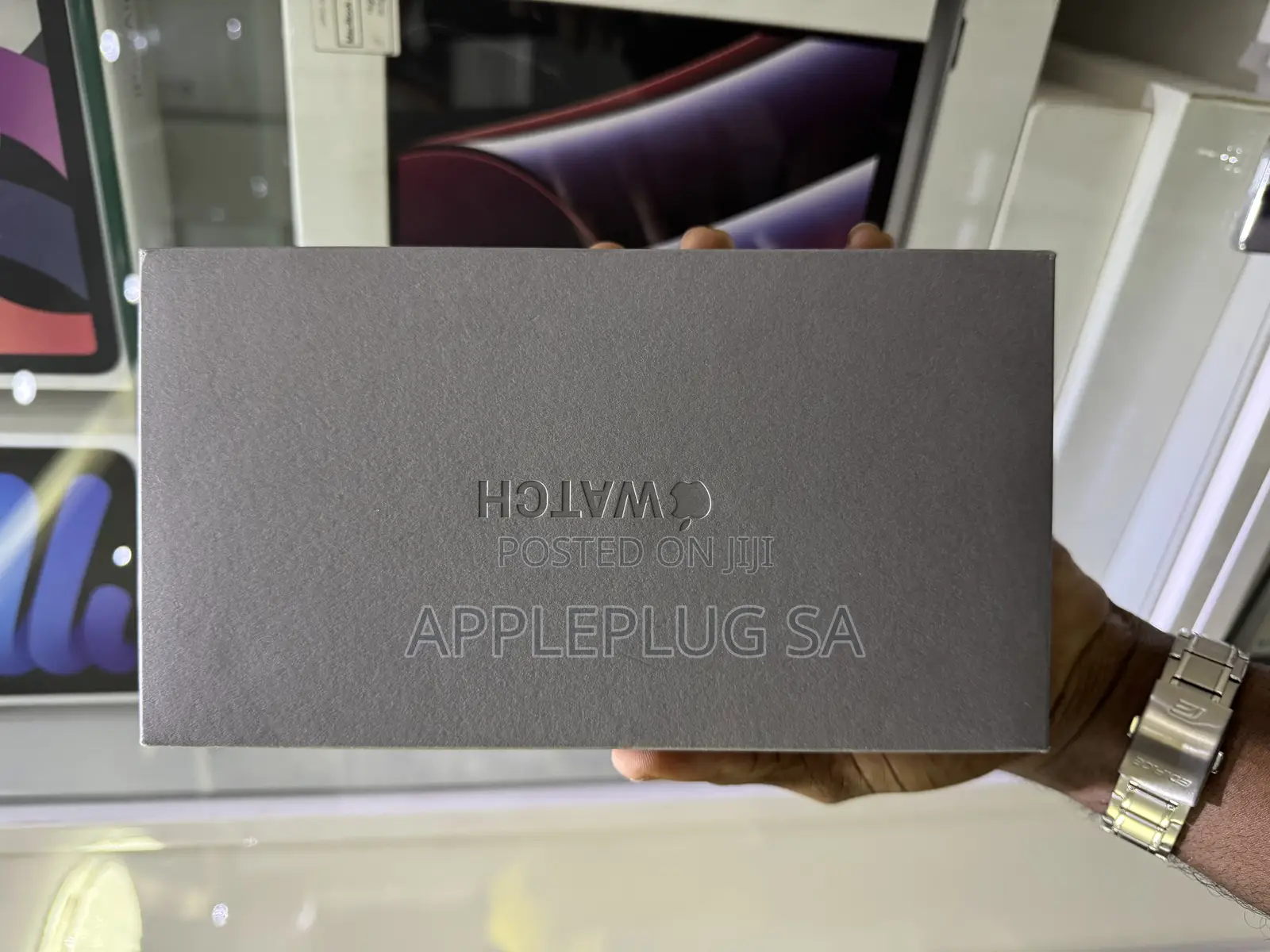 Apple Watch Ultra 2 Black Titanium in Lapaz Smart Watches & Trackers, Apple Plug Sa