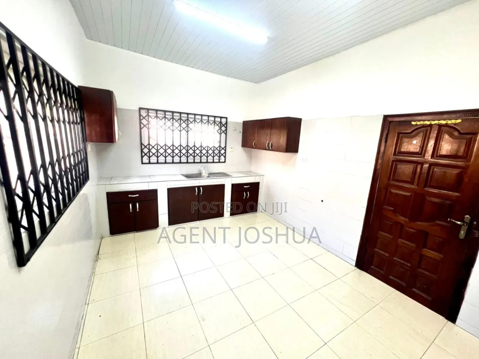 4bdrm House in Manet Viile Estate, Airport Residential Area for rent