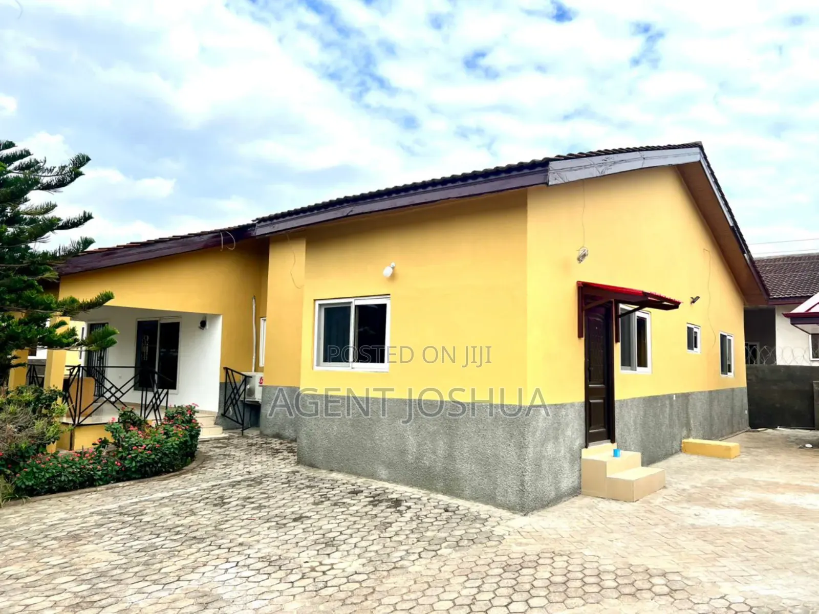 4bdrm House in Manet Viile Estate, Airport Residential Area for rent