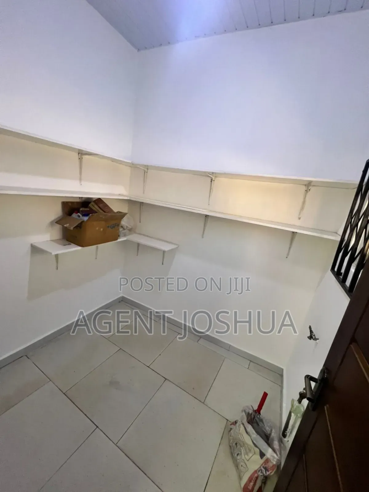 4bdrm House in Manet Viile Estate, Airport Residential Area for rent