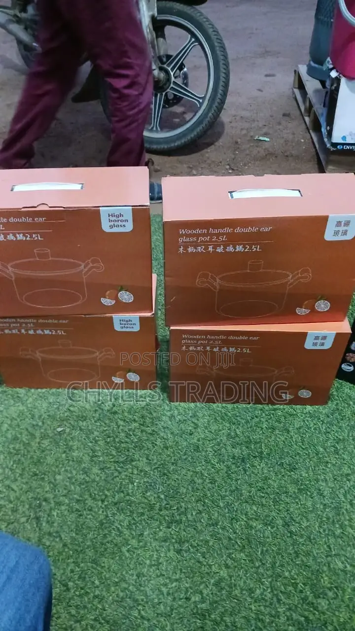 2.5L Glass Cooking Pot