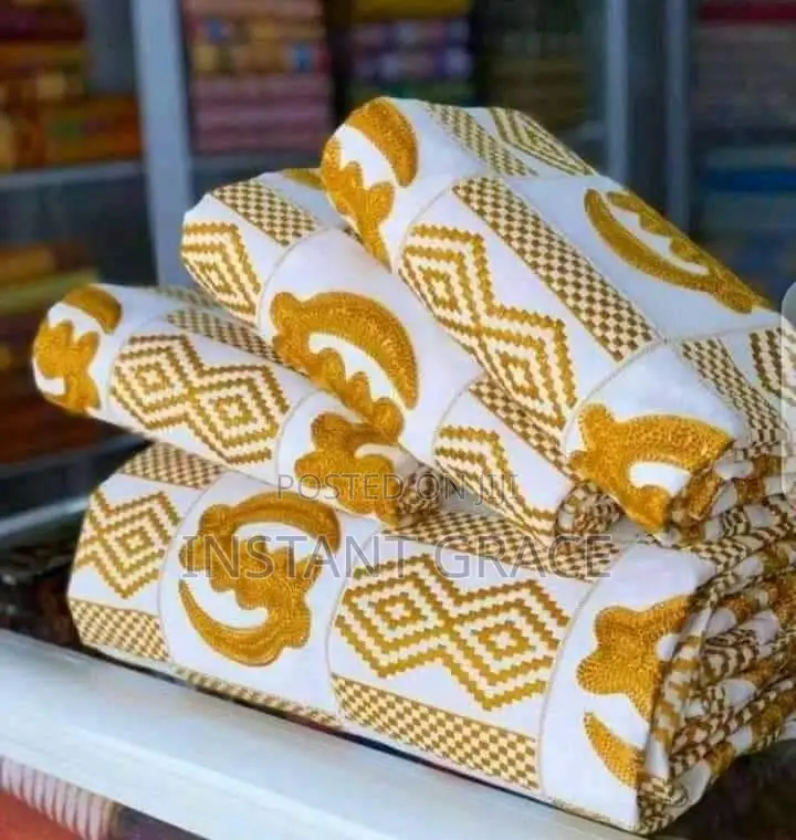Bonwire Kente Cloth. Men and Women Set