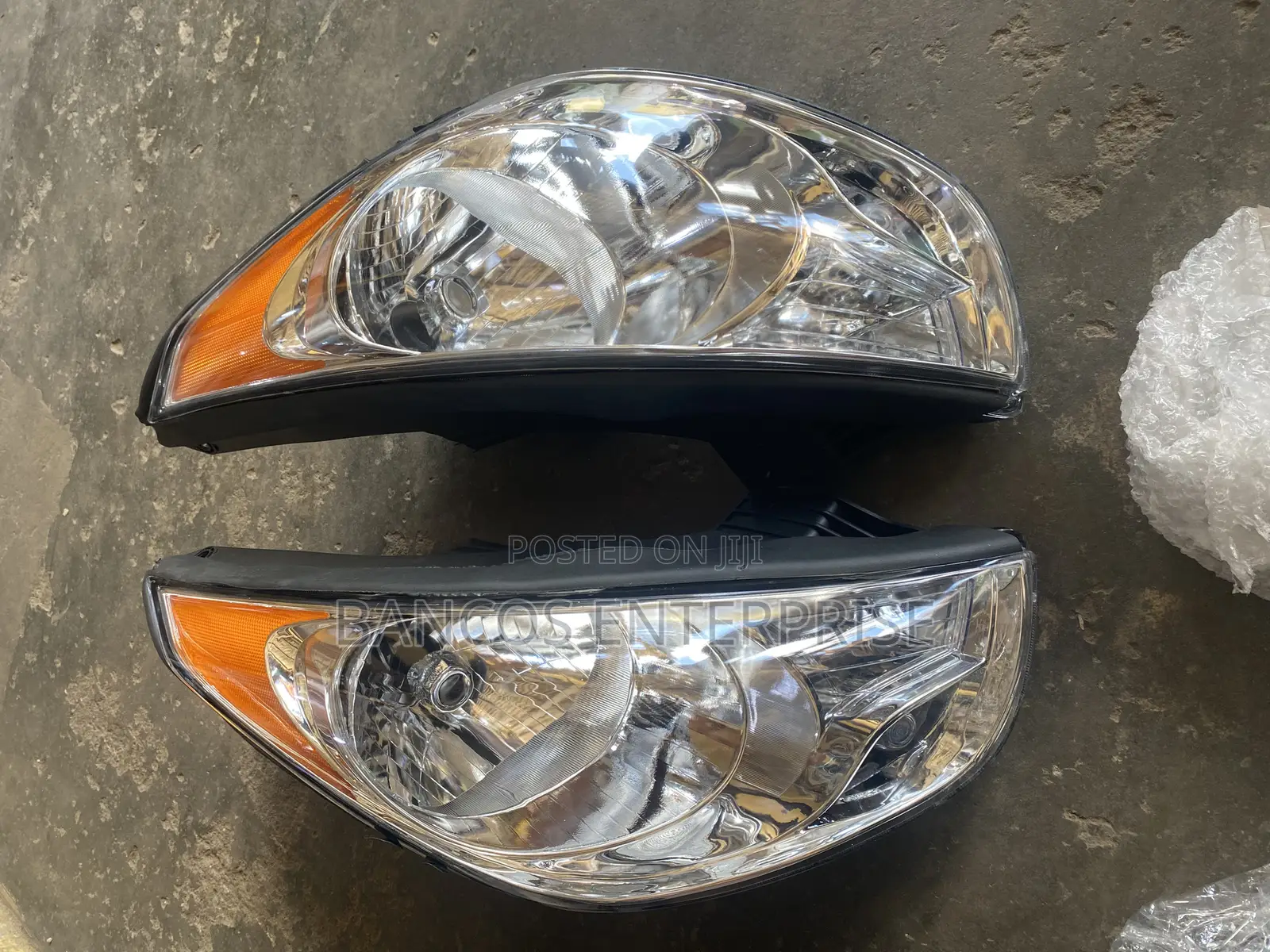 Hyundai Tecson 2011-2015 Headlight