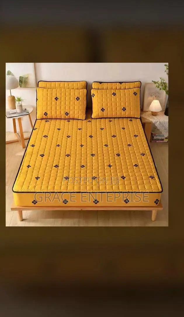 High Quality Water Proof Bed Covers in Different Colors
