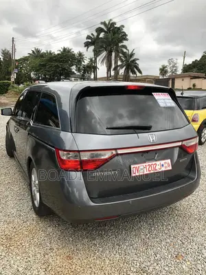Honda Odyssey 2011 Silver