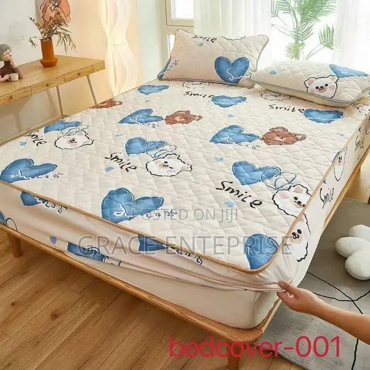 High Original Waterproof Mattress Covers in Different Colors