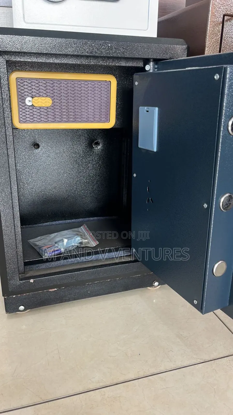 Money Safe Tr4k6