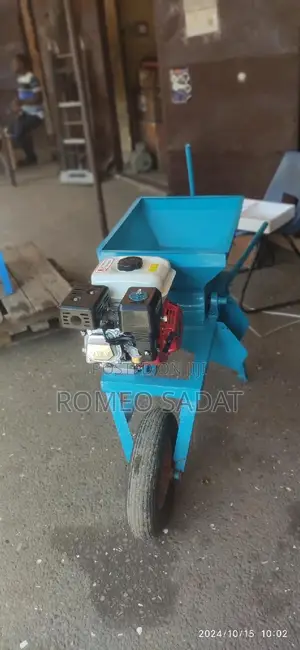 Cassava Grater With Petrol Engine Complete