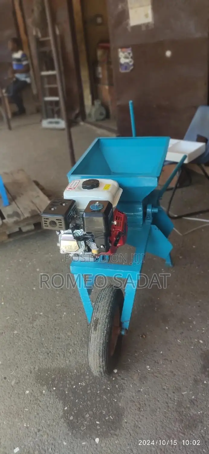 Cassava Grater With Petrol Engine Complete