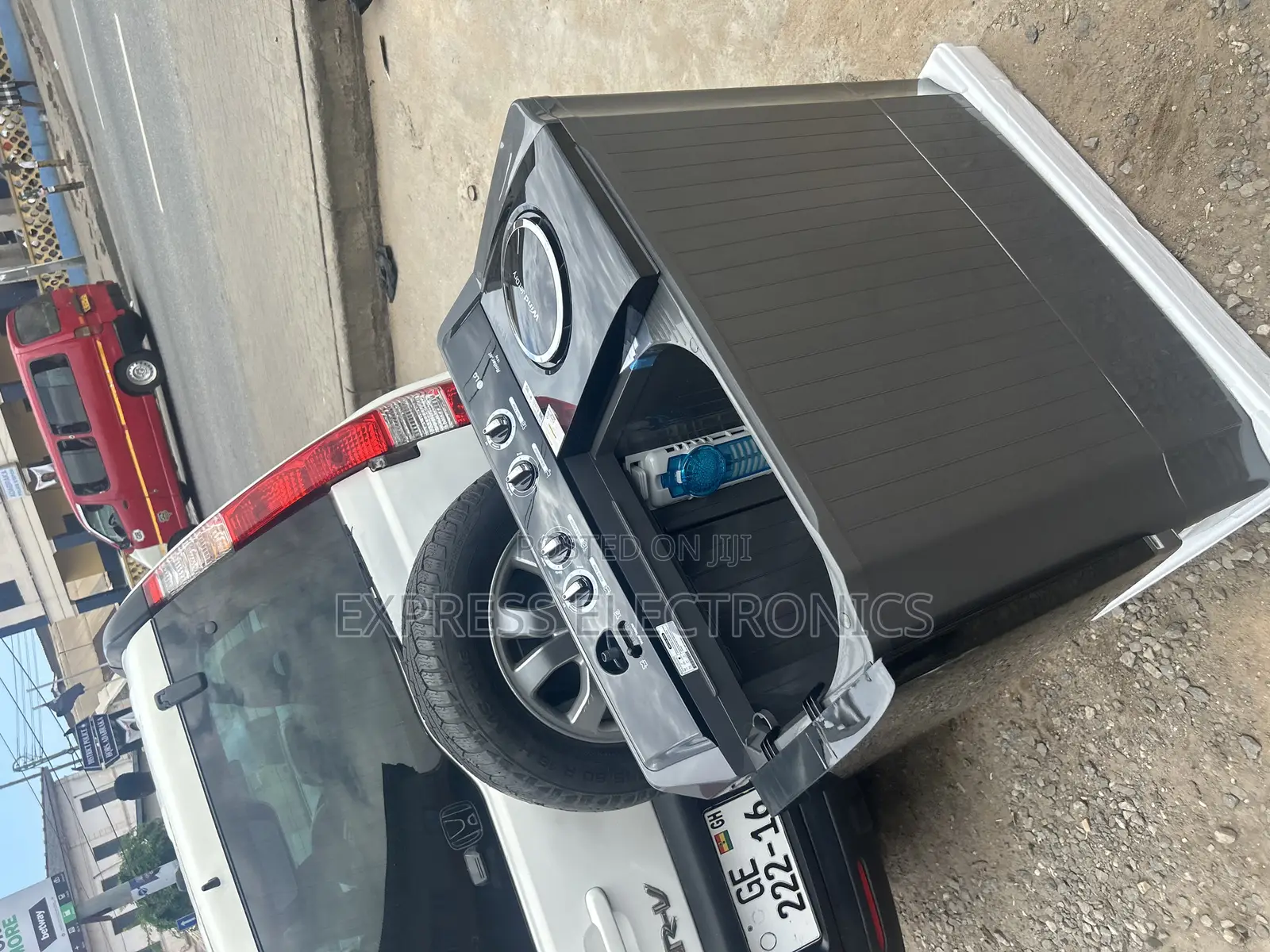 Call for P1861RWNT 18kg —Washing Machine LG.