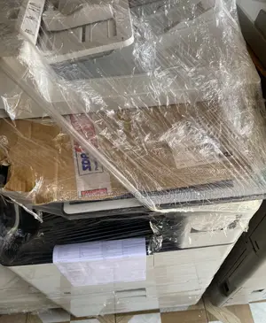 Canon Imagerunner Advance 4545i