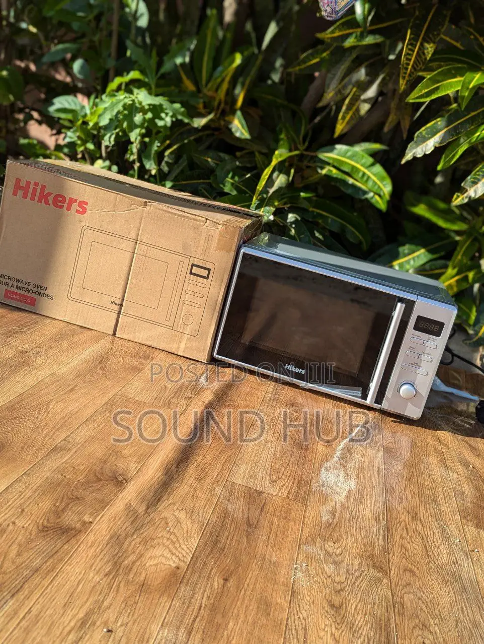 Hikers - Digital- Microwave Oven – 20 Litres – 700W