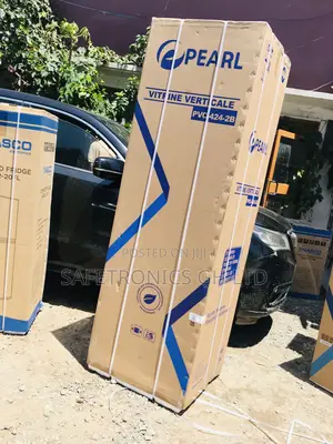 Quality Display 1 Door Pearl PVC-424 400 Liters