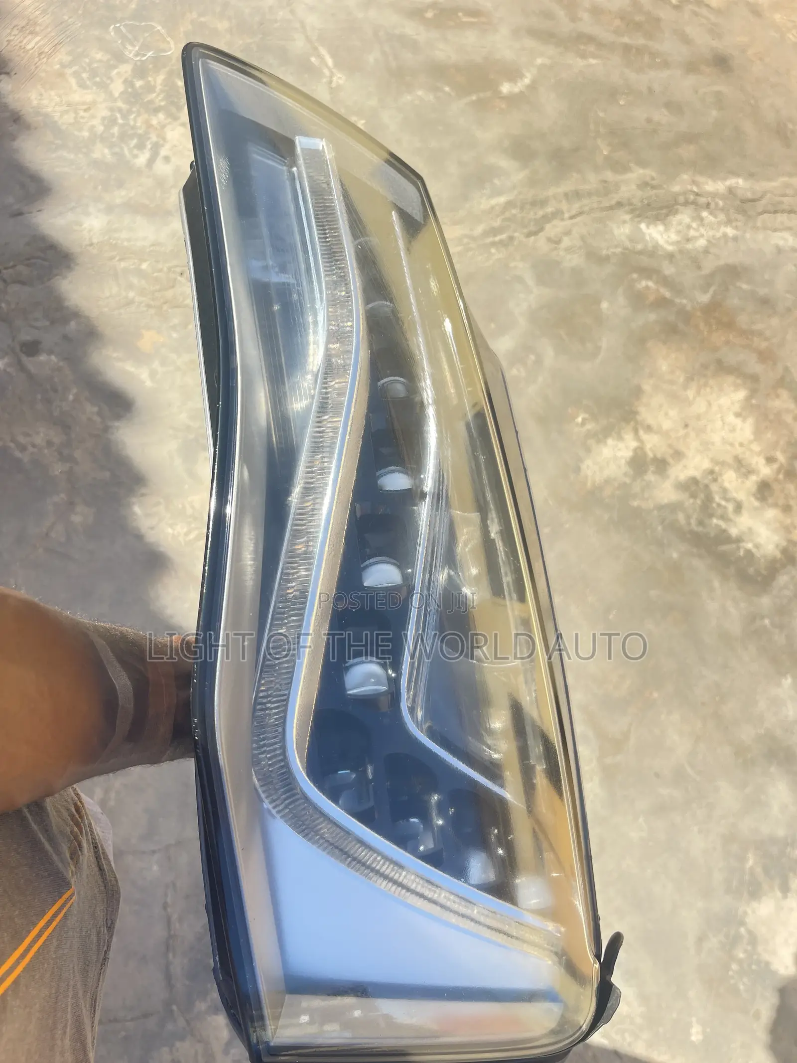 Audi A8 Headlight Full Turing With Chargers