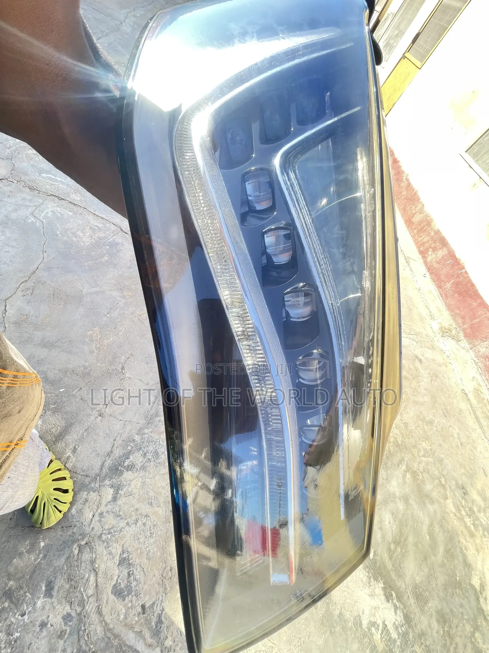 Audi A8 Headlight Full Turing With Chargers