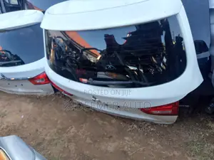 Mitsubishi Outlander Boot 2014,2015,2016,2018,2020,2021