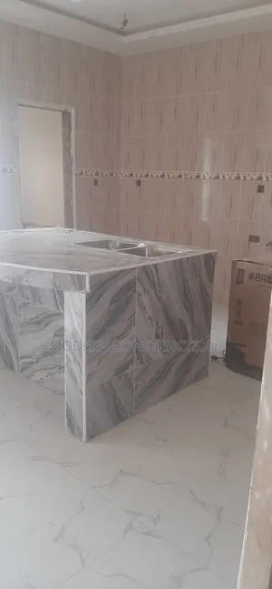 Master Tiler
