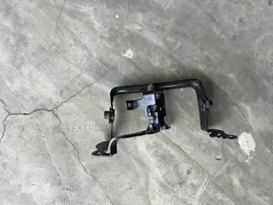 Toyota Corolla 2018 Radar Sensor Braket