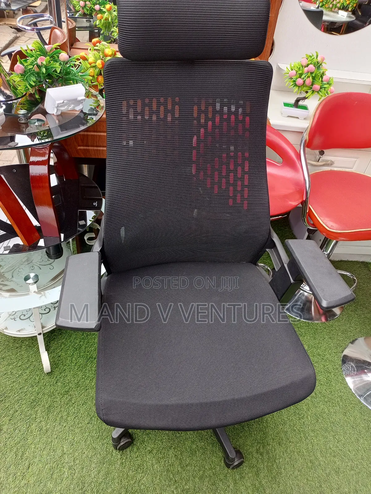 Staff Chair Zellwes