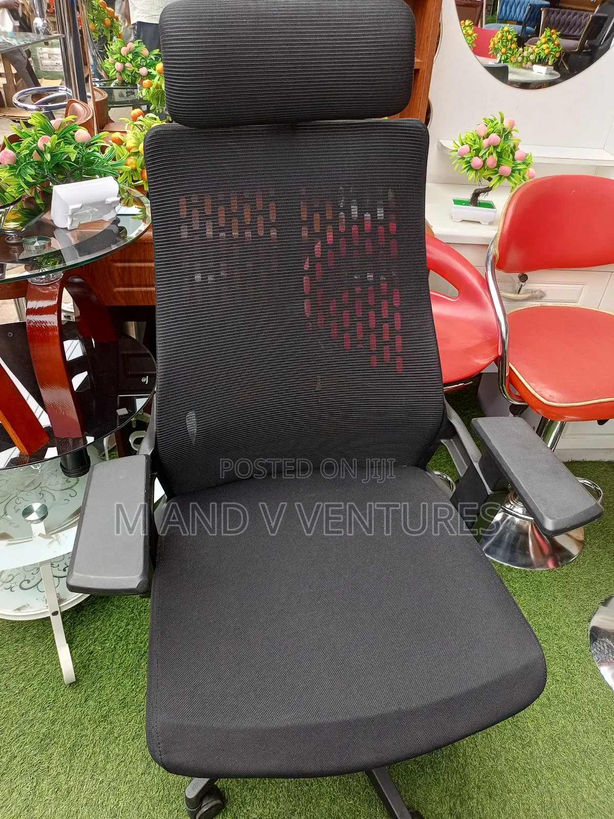 Staff Chair Zellwes