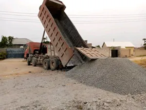 Quarry Chippings and Sand Supplies