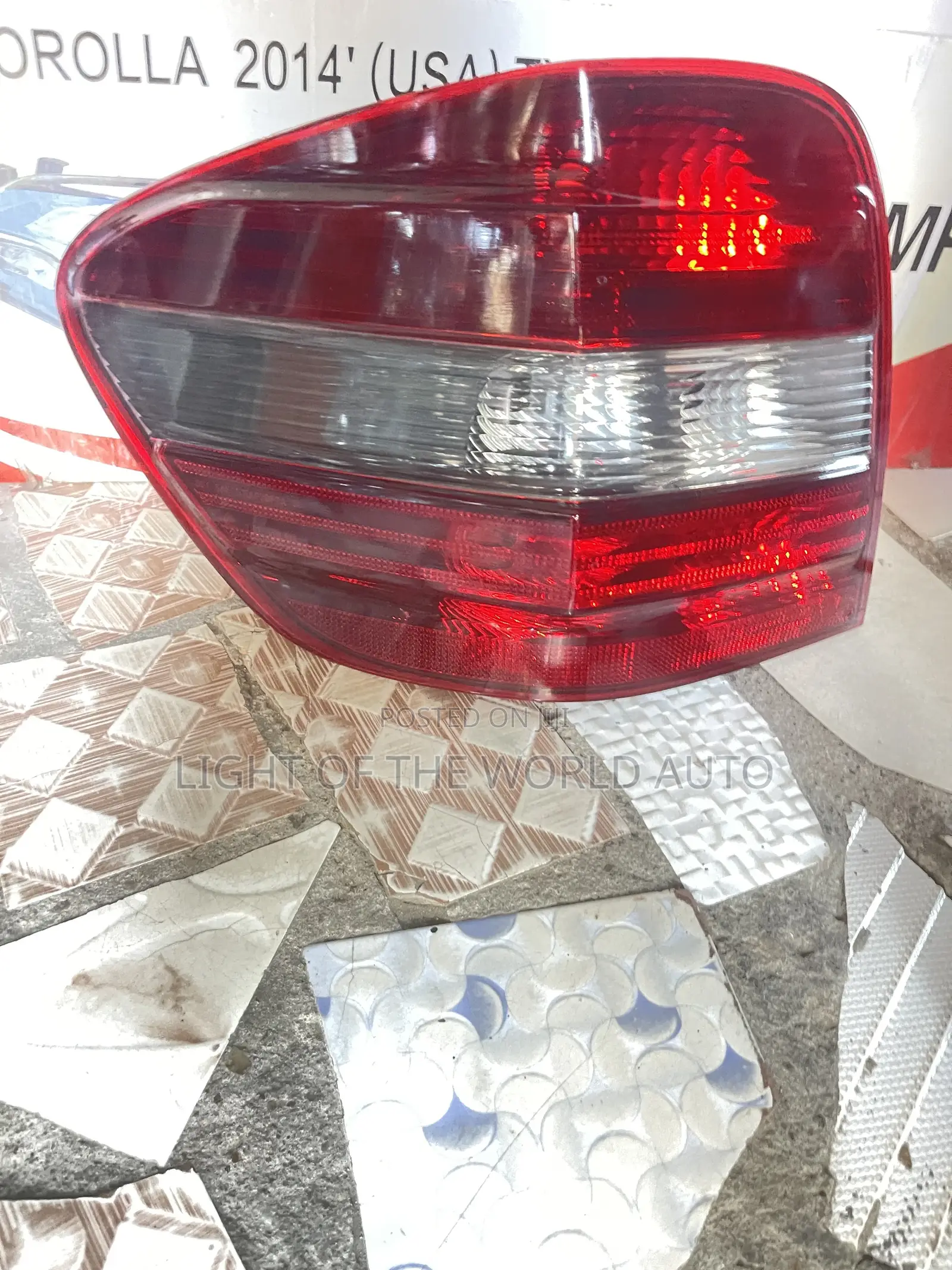 Benz Ml350 Taillight Left Side
