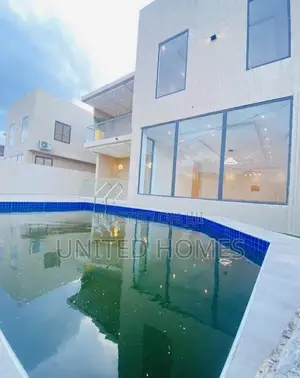 5bdrm House in East Legon for sale