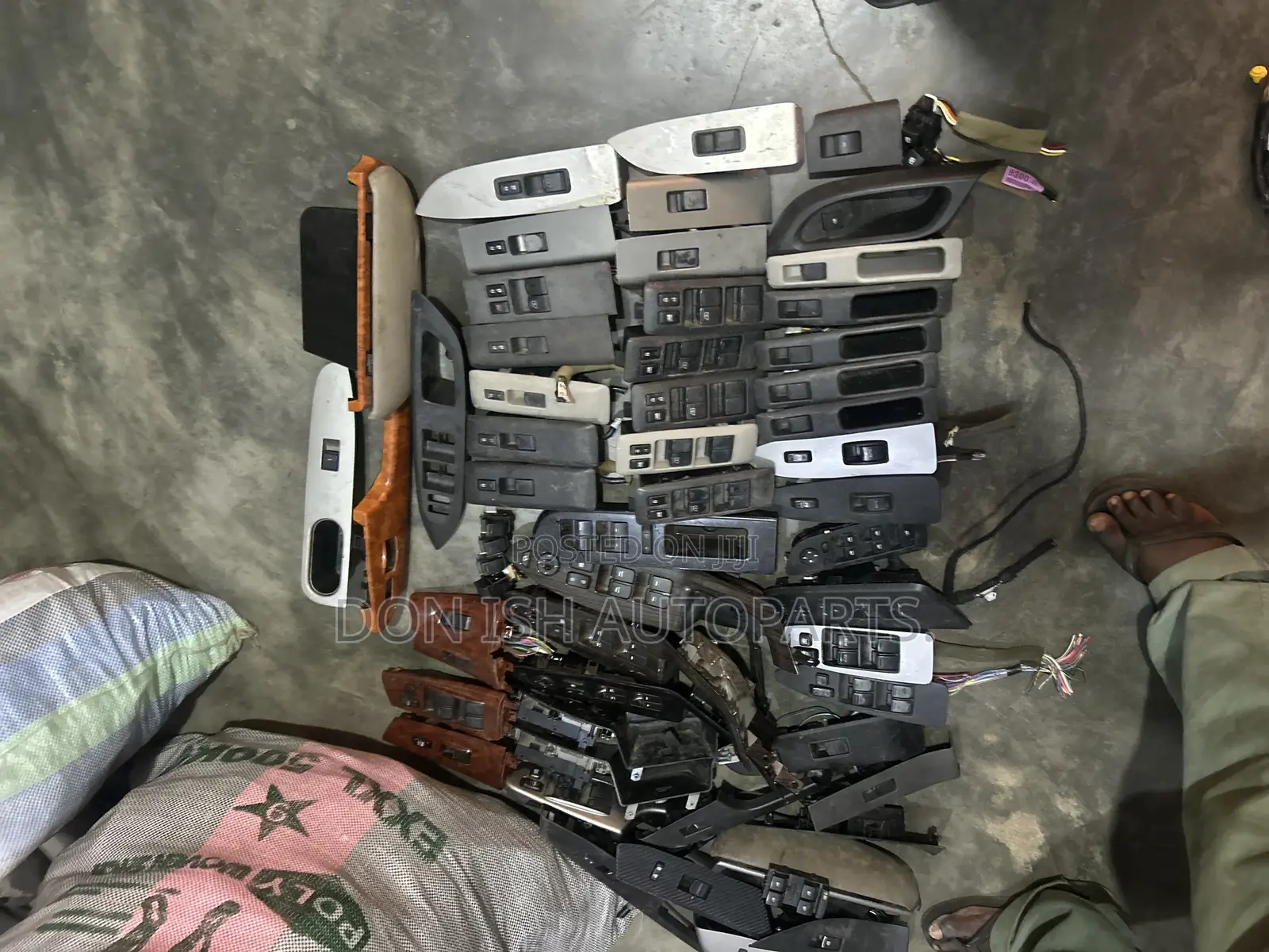 Power Window/Door Switches