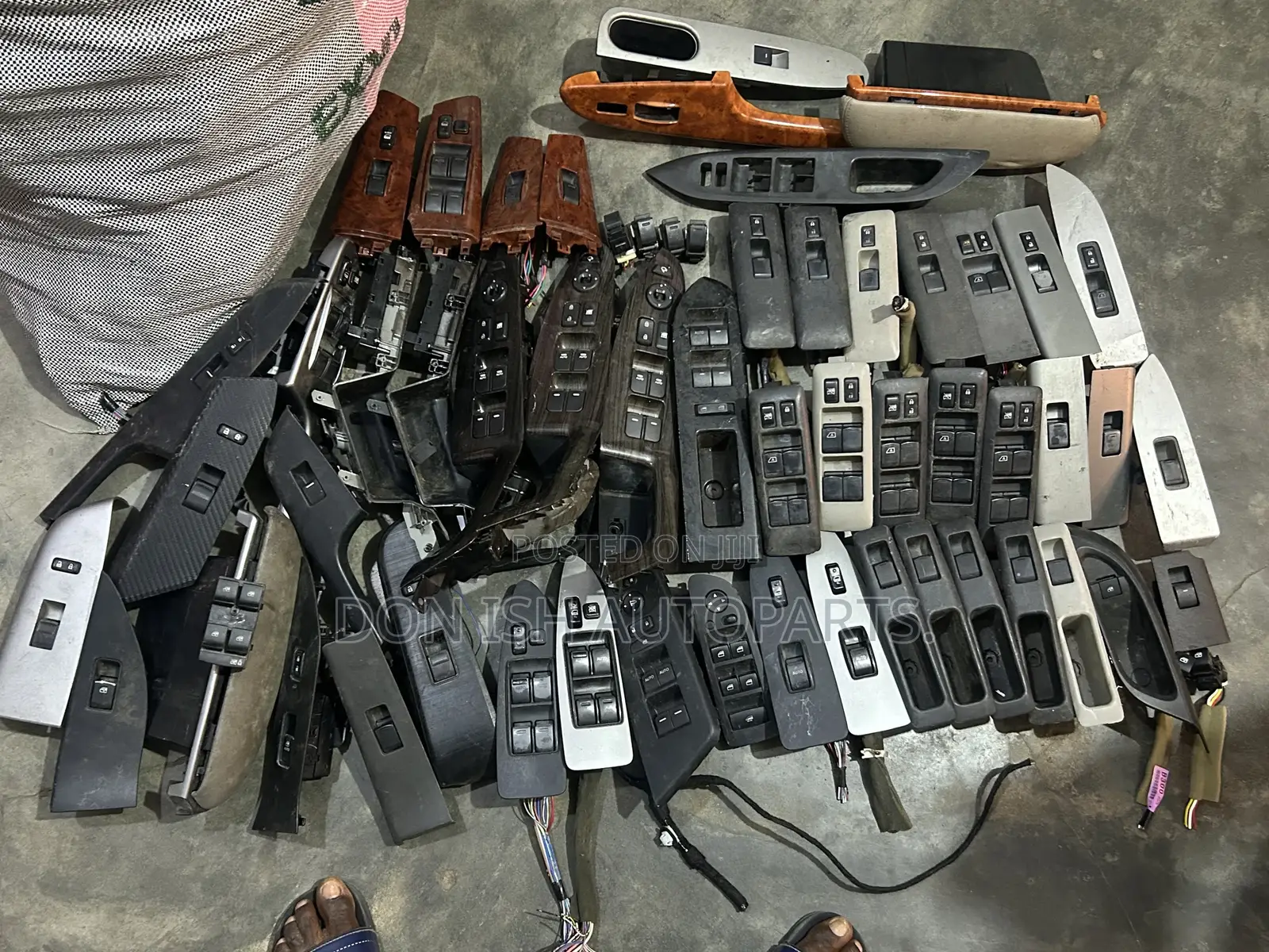Power Window/Door Switches