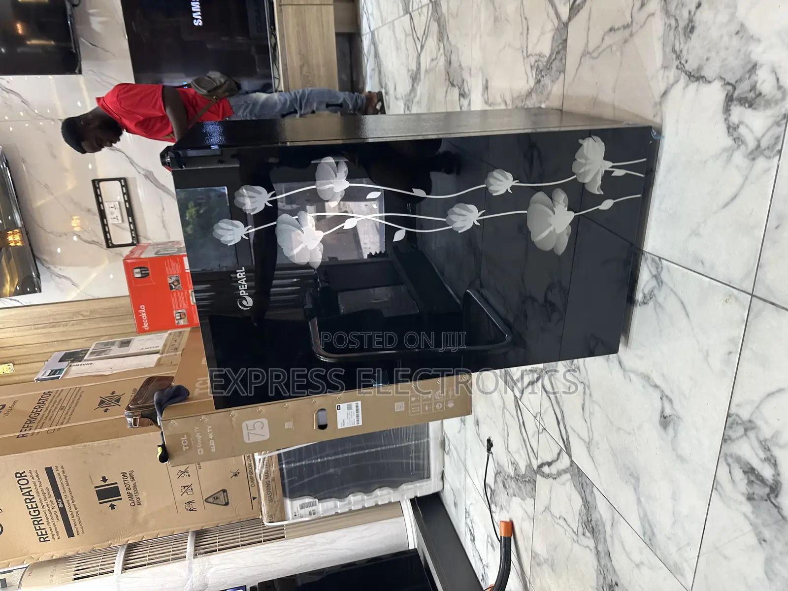 Sleek Slim Black Single Door Pearl