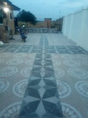 Tiles Laya