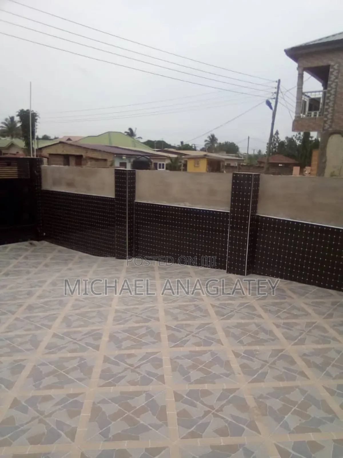 Tiles Laya