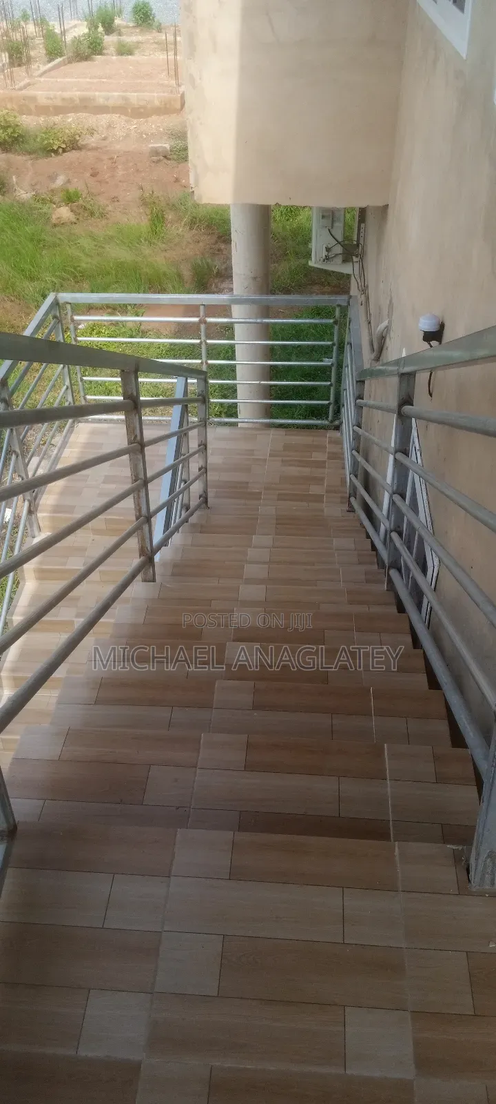 Tiles Laya