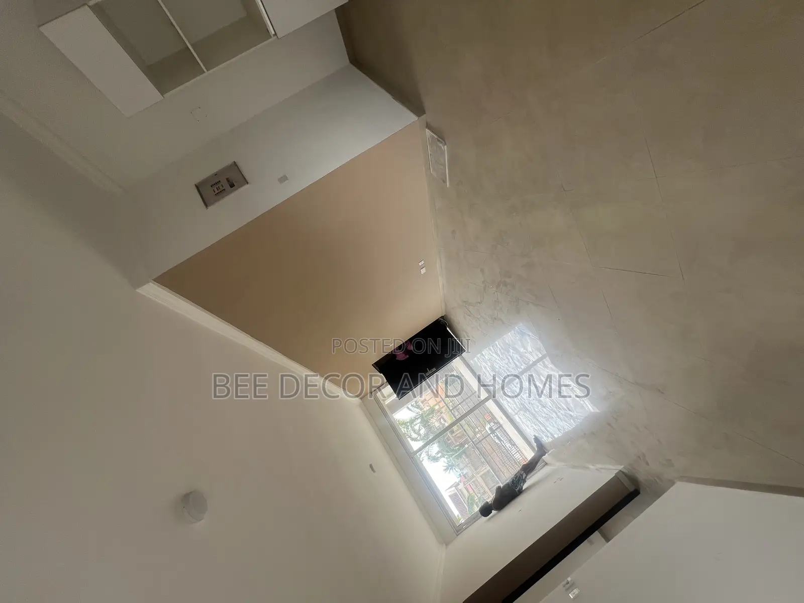 2bdrm Apartment in Bee Decor & Homes, Oyarifa for rent