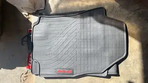 RAV 4 Floor Mat
