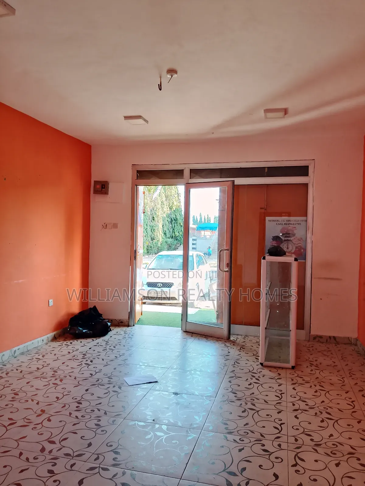 Road Side Shop/Store/Office Space/Warehouse, Spintex