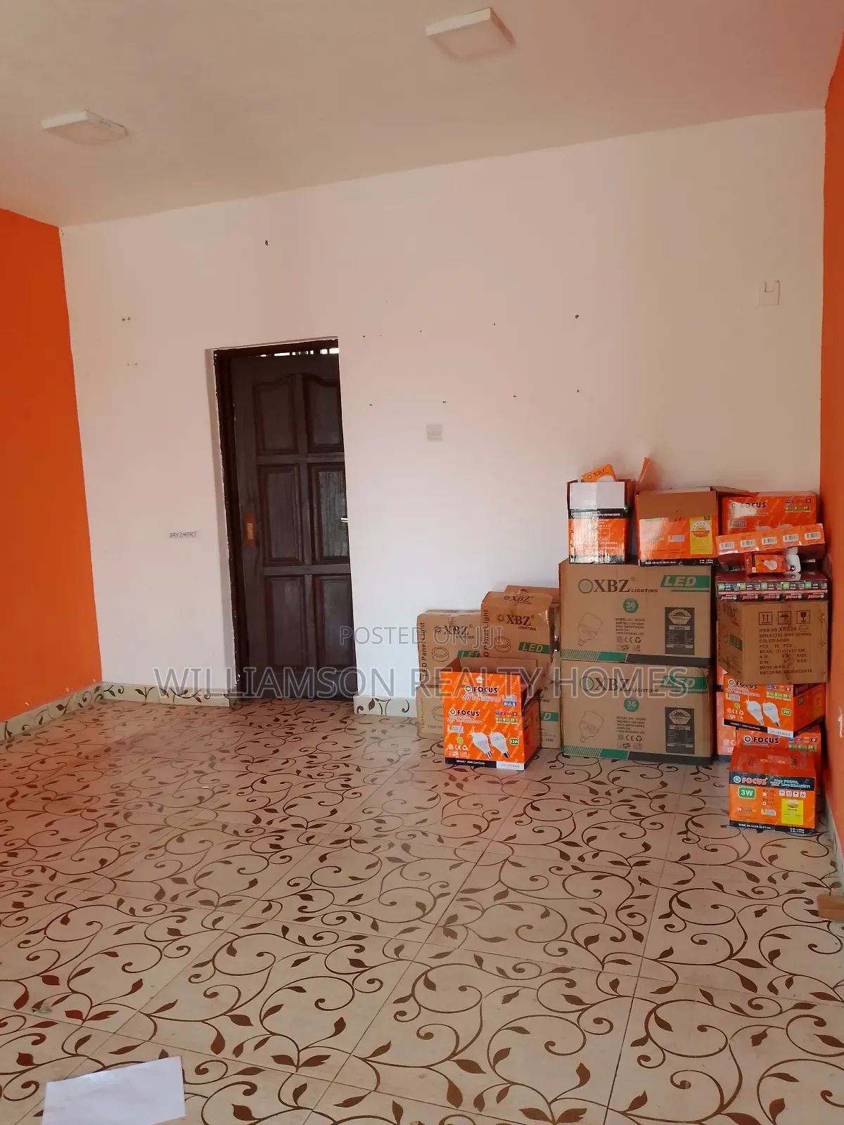 Road Side Shop/Store/Office Space/Warehouse, Spintex