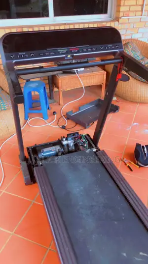 Treadmill Technician