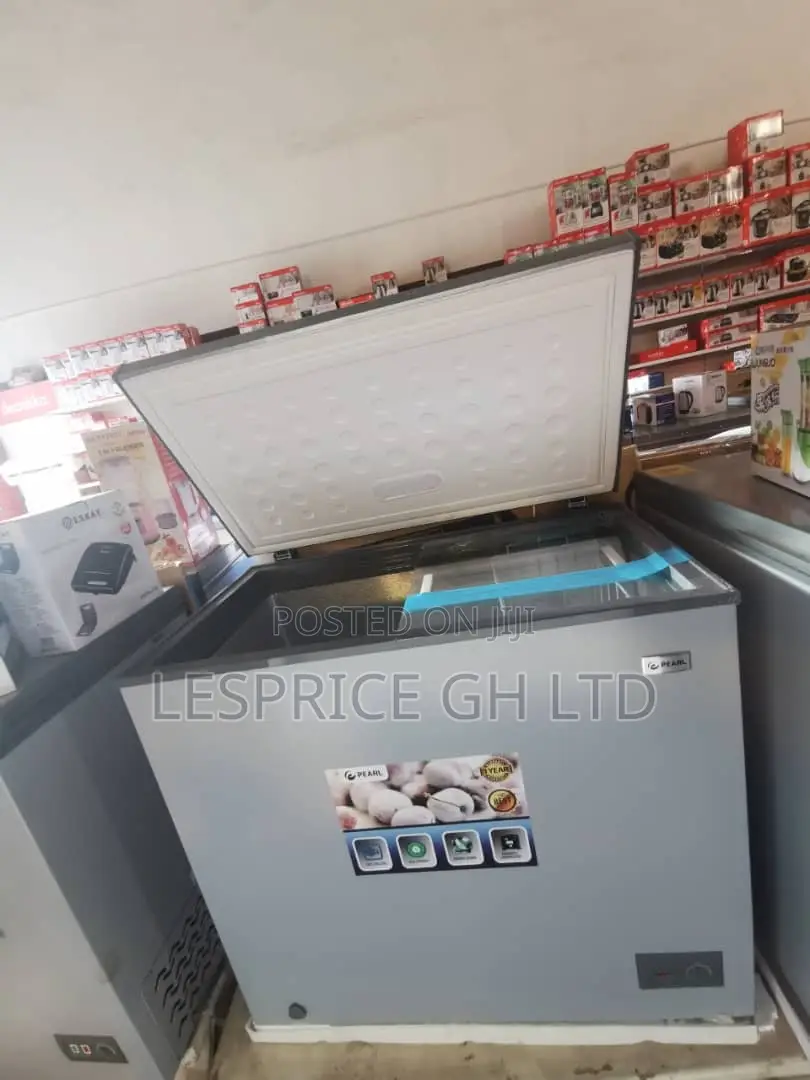 Pearl 200L Chest Freezer at Modern
