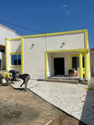 3bdrm House in Pokuase Acp for sale