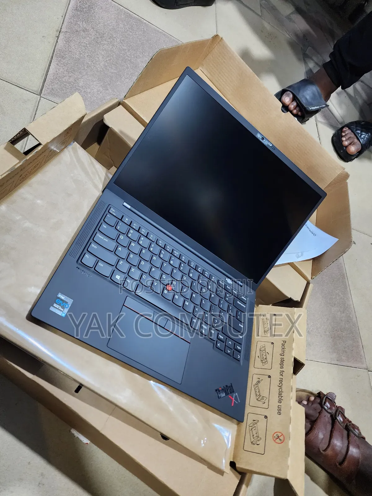 New Laptop Lenovo ThinkPad X1 Carbon 16GB Intel Core I7 SSD 512GB