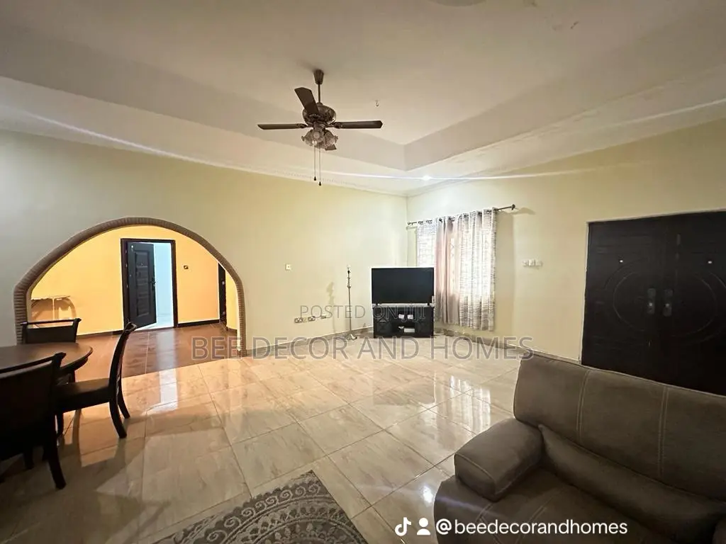 4bdrm House in Bee Decor & Homes, Dome for sale