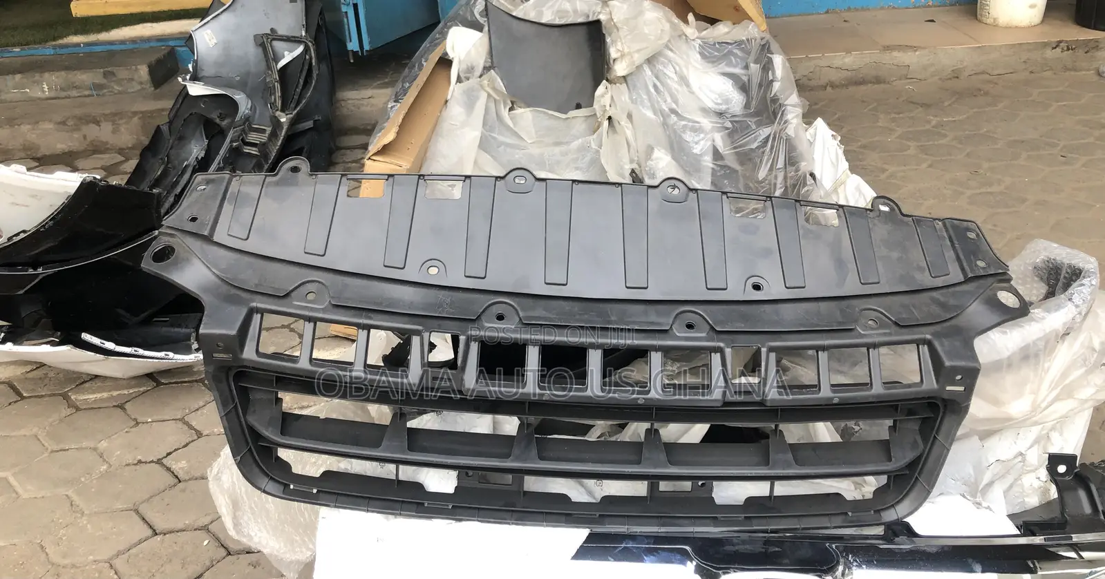 Honda Civic 2009 2010 2011 Bumper Grill Grille Down