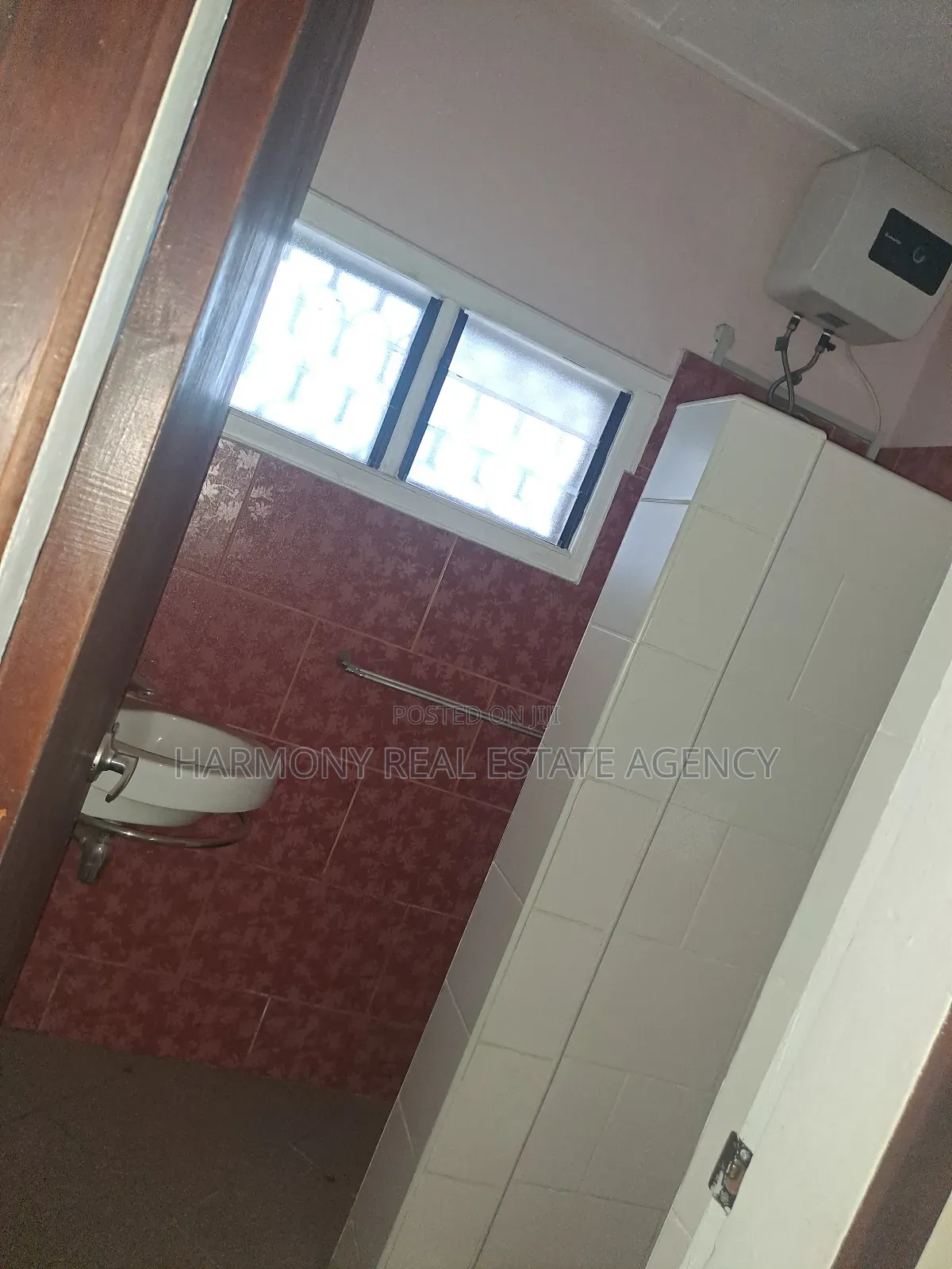 5bdrm House in Dzorwulu for rent