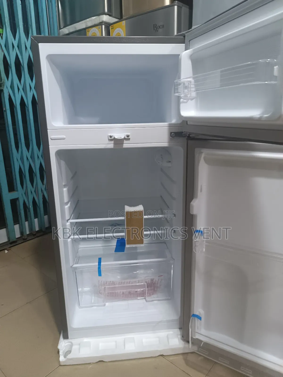 Unitek 115ltr Double Door Refrigerators