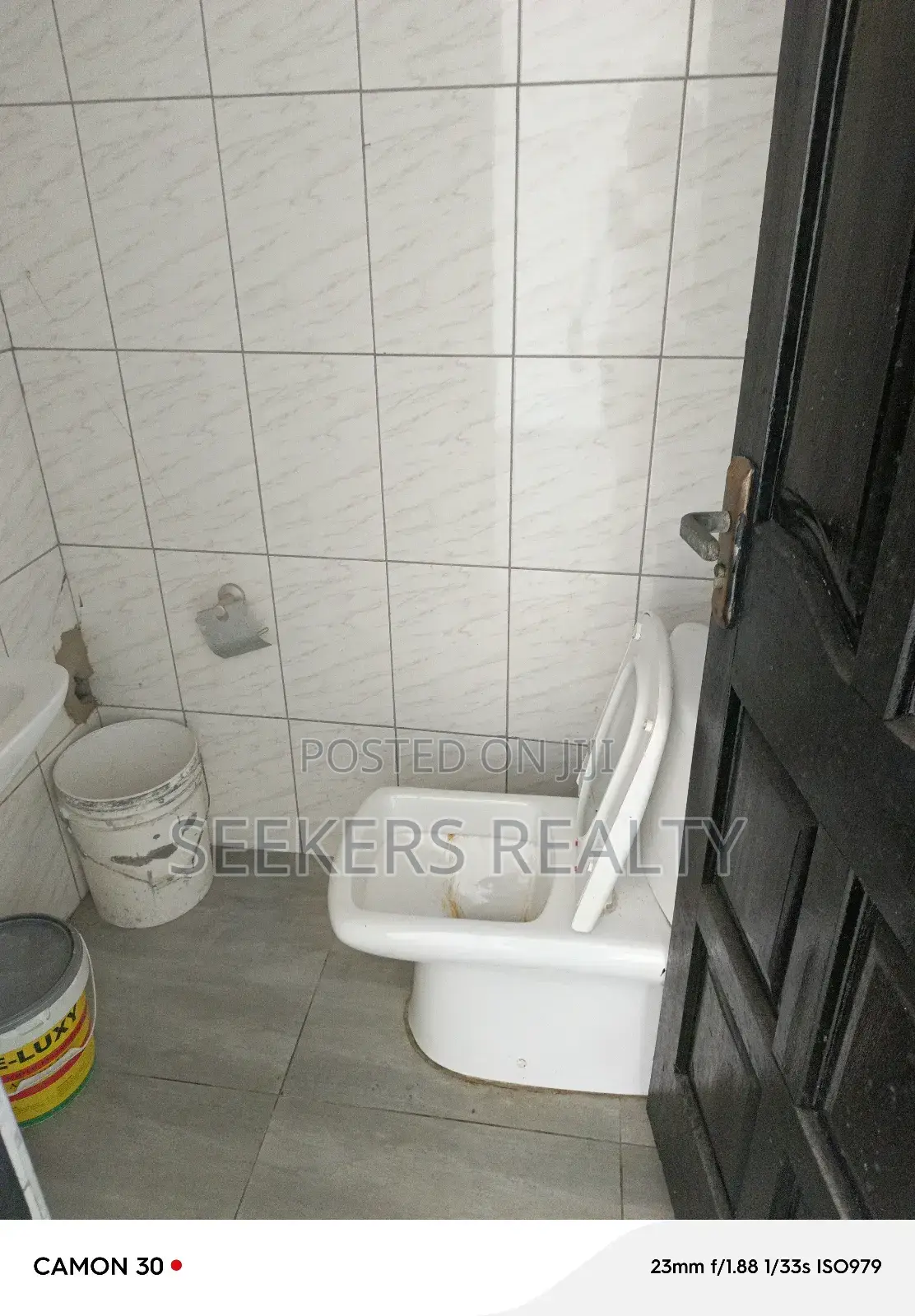 Prime Retail Shop for Rent at Osu Oxford Street.